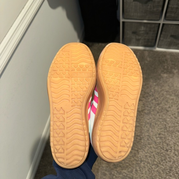 Adidas sneakers - Picture 3 of 5